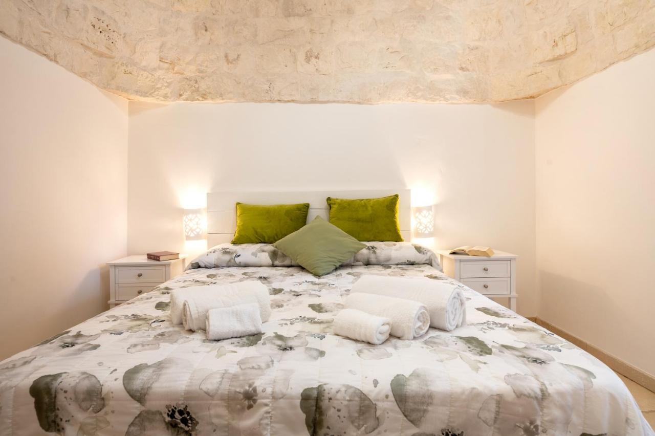 Trullo Il Focolare In Masseria ชิสแตร์นีโน ภายนอก รูปภาพ