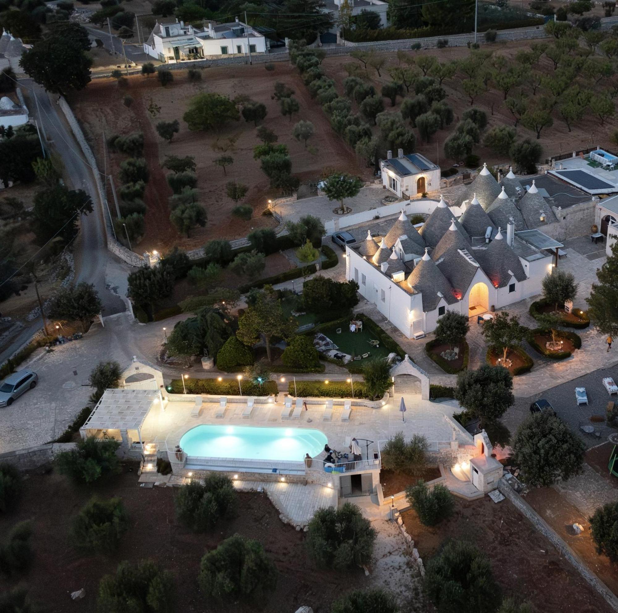 Trullo Il Focolare In Masseria ชิสแตร์นีโน ภายนอก รูปภาพ